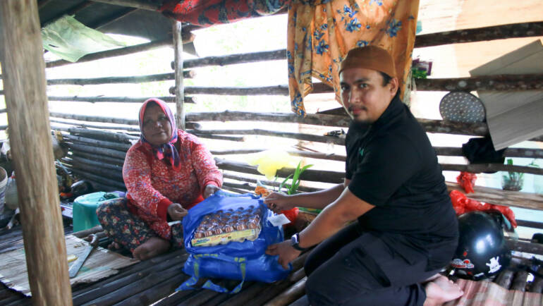 BANTUAN BANJIR