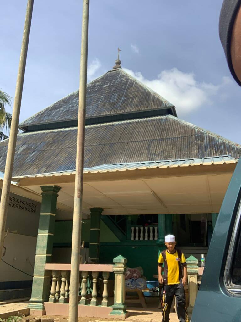 MASJID TERPENCIL TERJEJAS BANJIR